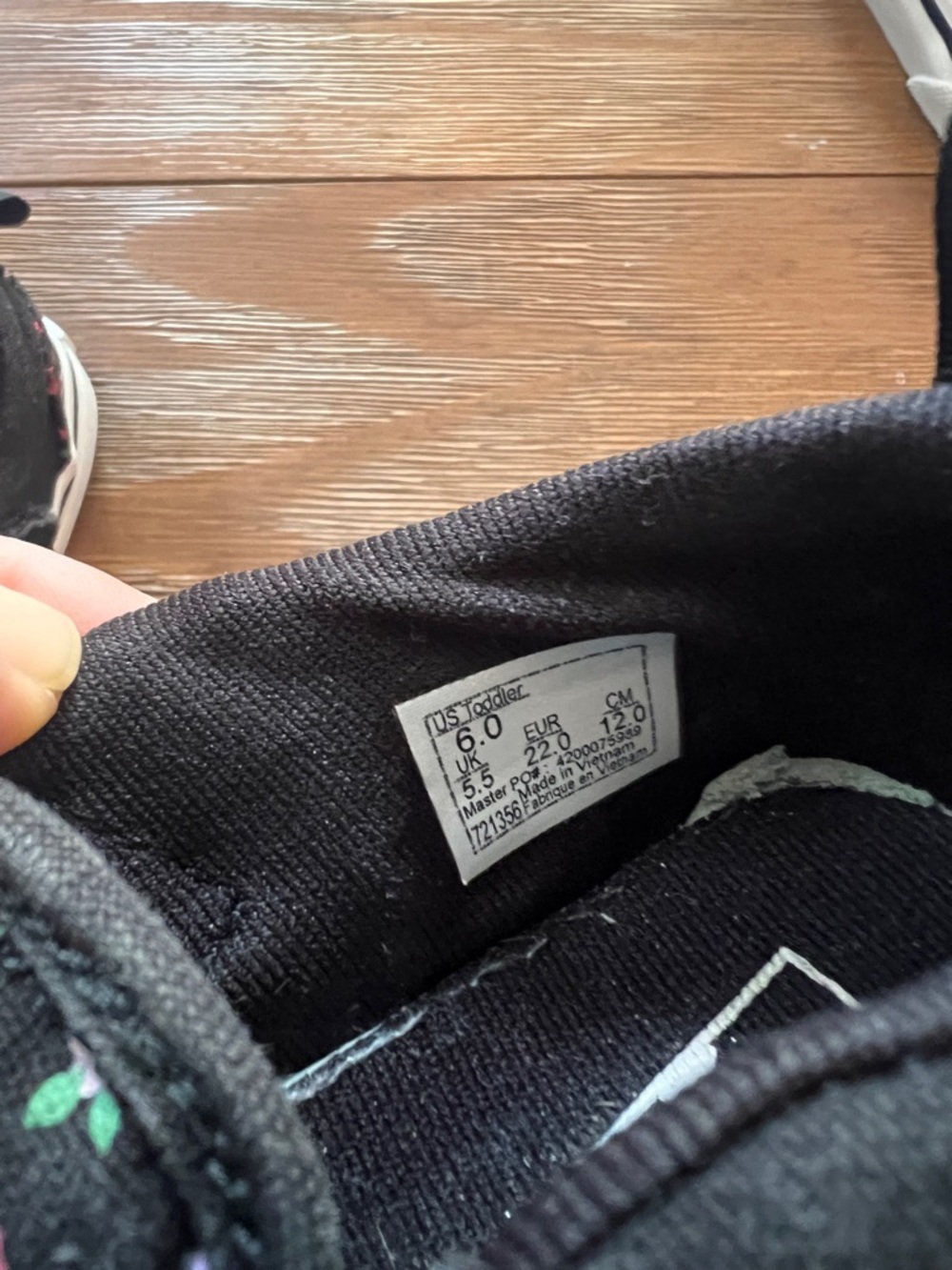 Vans Kids Toddler Slip-On Floral Sneakers - Picture 2 of 3